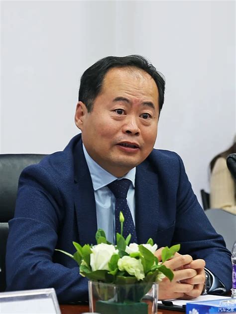长城汽车董事长开什么车