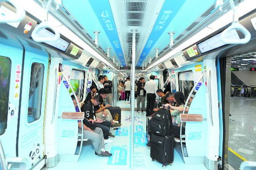 自贡到成都汽车跟火车