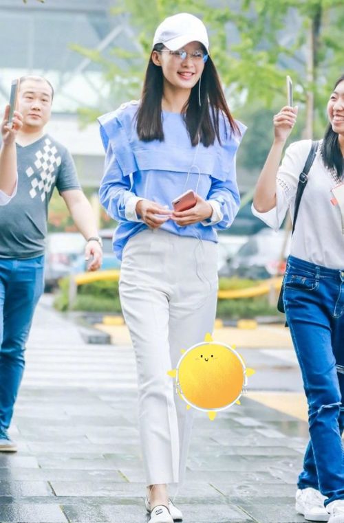 夏日遛娃安全须知为何近期避免穿黄色衣物？