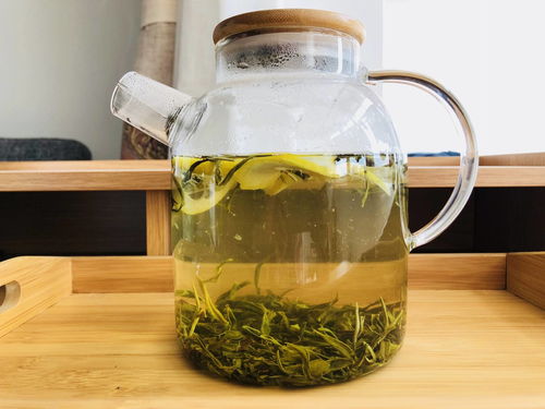 滇港台三地茶企共敬欧洲一杯云南茶