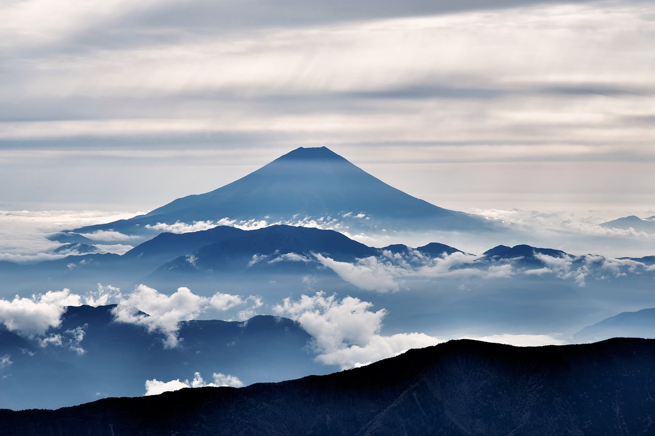 日本富士山登山季落幕，死亡人数上升的悲剧分析