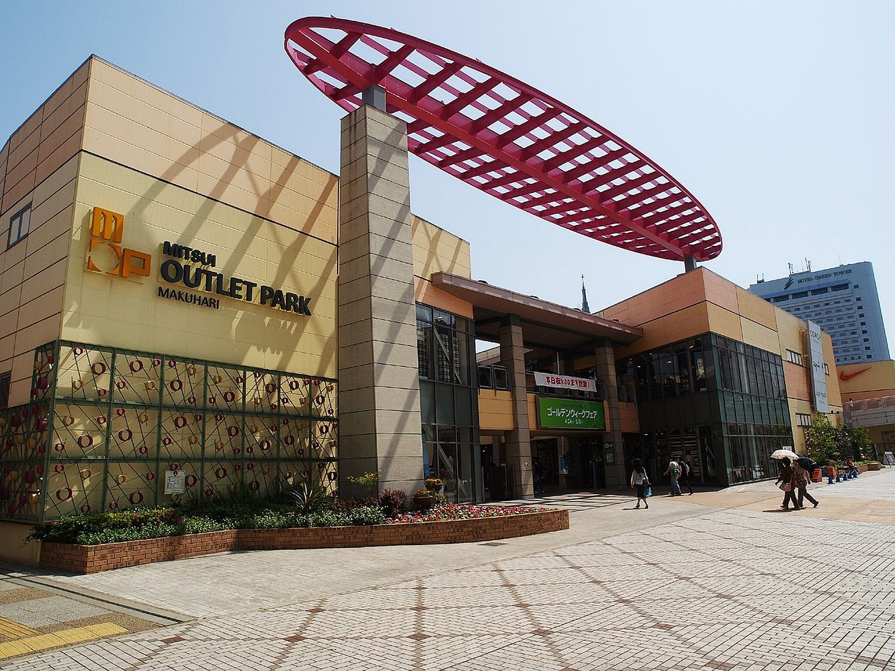 中兴回应吴京事件：揭秘品牌与明星的意外碰撞，如何巧妙化解舆论危机