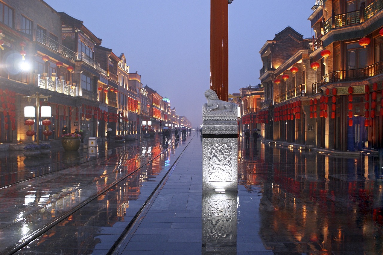 北京门头沟迎来入秋后的第一场雪