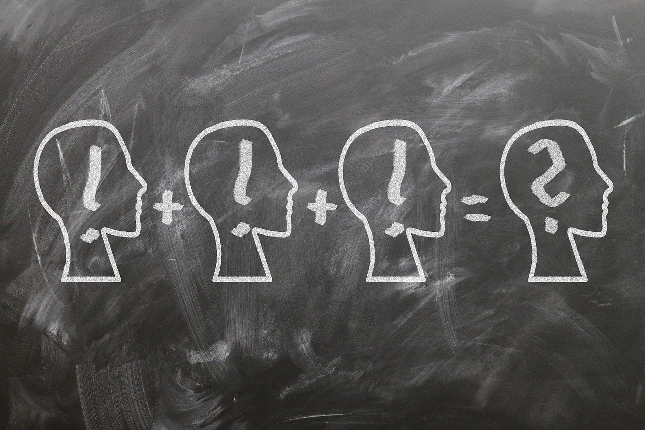 以下是2024年中（截至2024年7月）基于京东/淘宝主流渠道价格精心搭配的高性价比、无短板、未来可升级的¥4000整机方案（不含显示器、键鼠，含税包邮）