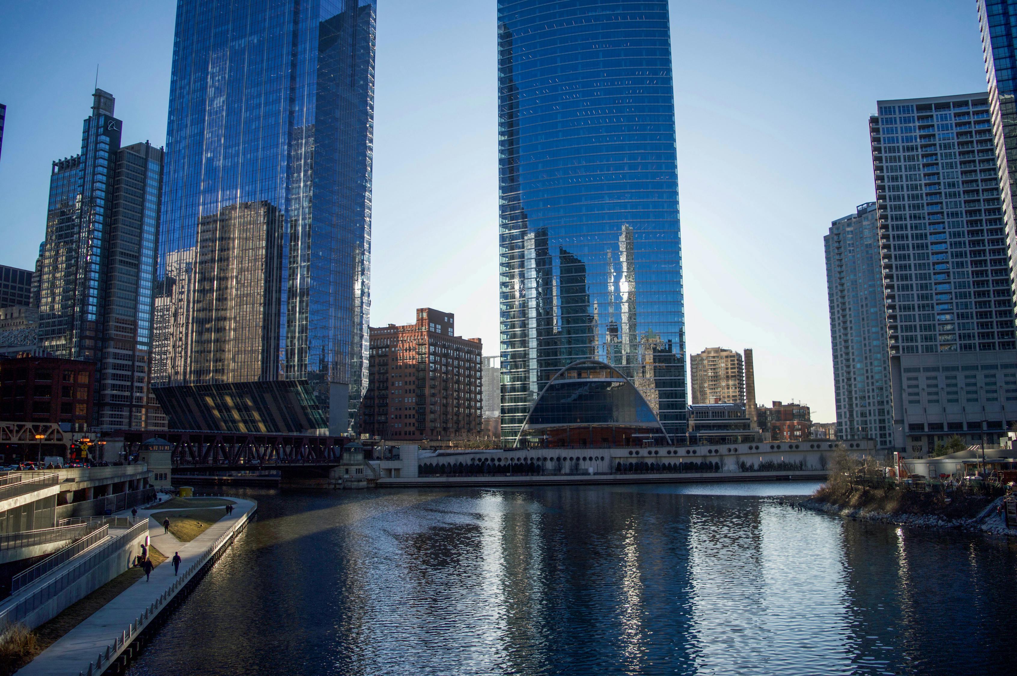 联想小新Pro14超能本评测:2023年性能轻薄本首选,兼顾便携与高效体验 联想小新Pro14超能本评测:2023年性能轻薄本首选,兼顾便携与高效体验