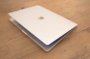 红米(Redmi)和荣耀(HONOR)都是国内主流的高性价比手机品牌,但它们的定位、发展路径和质量表现各有特点,不能简单说谁更好,需结合具体需求来对比分析 红米(Redmi)和荣耀(HONOR)都是国内主流的高性价比手机品牌,但它们的定位、发展路径和质量表现各有特点,不能简单说谁更好,需结合具体需求来对比分析