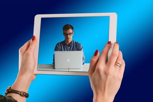 Apple iTunes 官网已不再以独立网站形式存在。自 2019 年 macOS Catalina（10.15）发布起，Apple 已将 iTunes 的功能拆分并整合到多个专用应用中