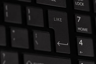 以下是关于 Galaxy Note Edge 的关键信息整理