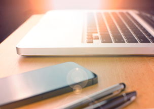 截至目前（2024年）华为官方并未发布过名为华为 MateNote 10或华为 Note 10的手机型号。华为的主力旗舰系列包括