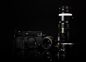 黑鲨2 Pro（Black Shark 2 Pro）是小米旗下游戏手机品牌黑鲨于2019年8月发布的旗舰级游戏手机，主打高性能与电竞体验。以下是其核心参数汇总（基于官方发布信息及权威评测）